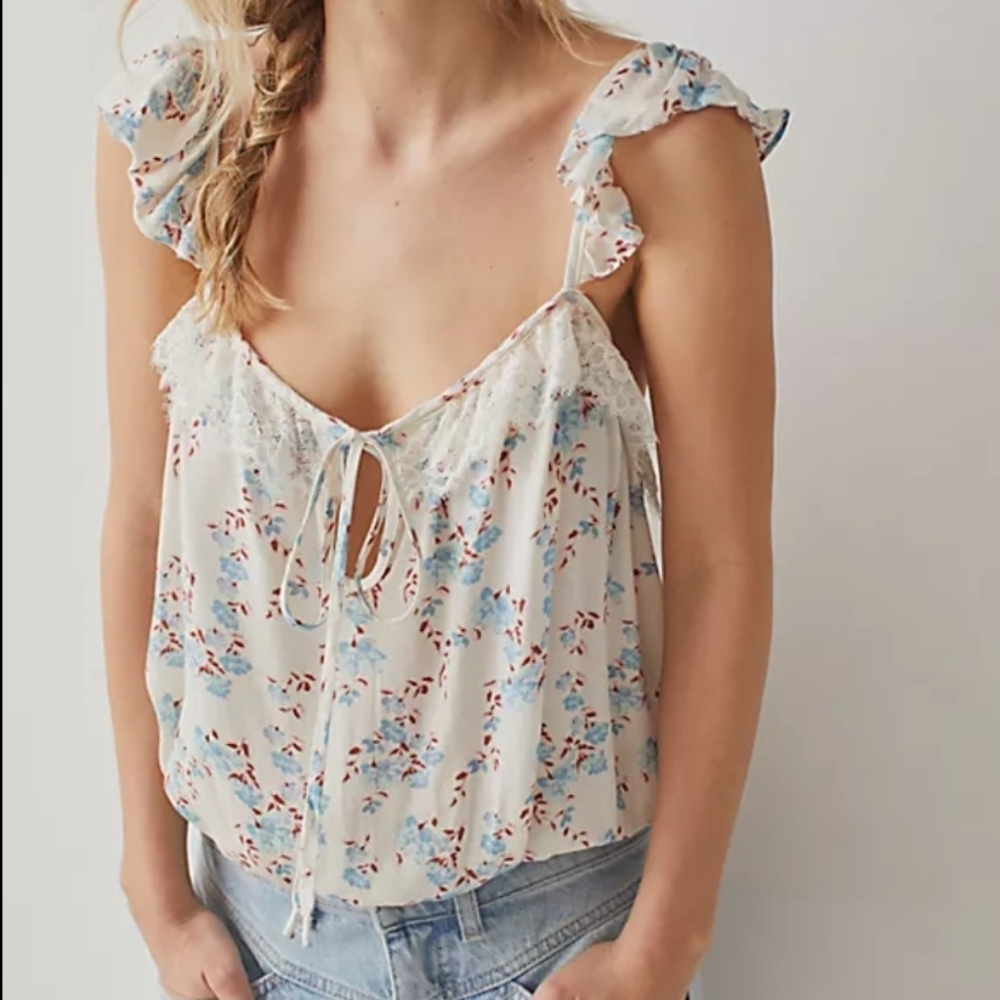 NWT FREE PEOPLE Take It Away Bodysuit size medium floral Womens